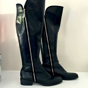 Designer Donald Pliner Leather Knee-High Riding Boots
Black with zippers